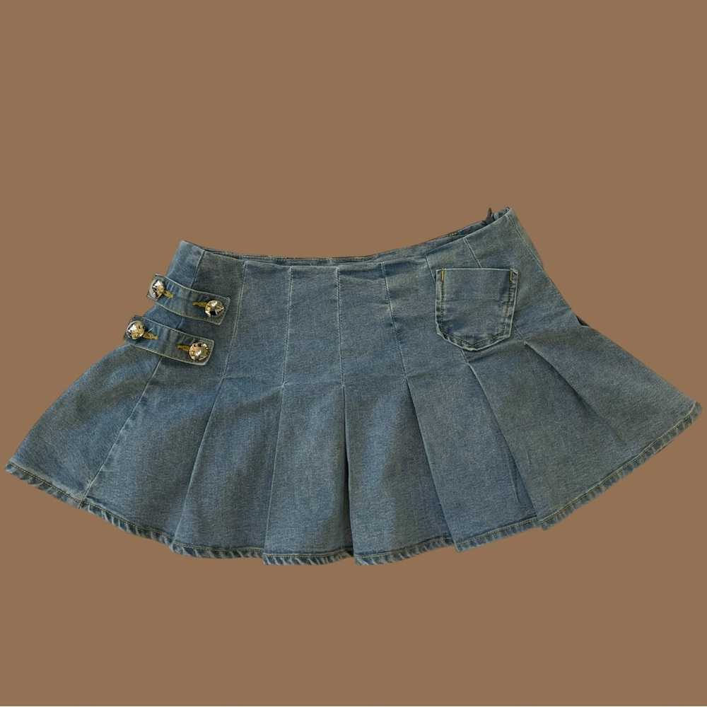Y2K Pleated Micro Denim Jean Mini Skirt Button Accents Pocket Babydoll style